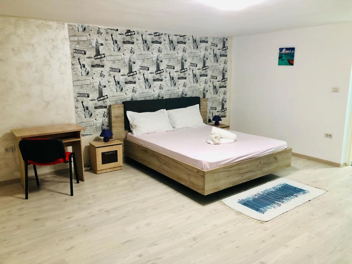 Central Park - Big Apartment - 3 Rooms - Free Parking T5 Timişoara Exteriör bild